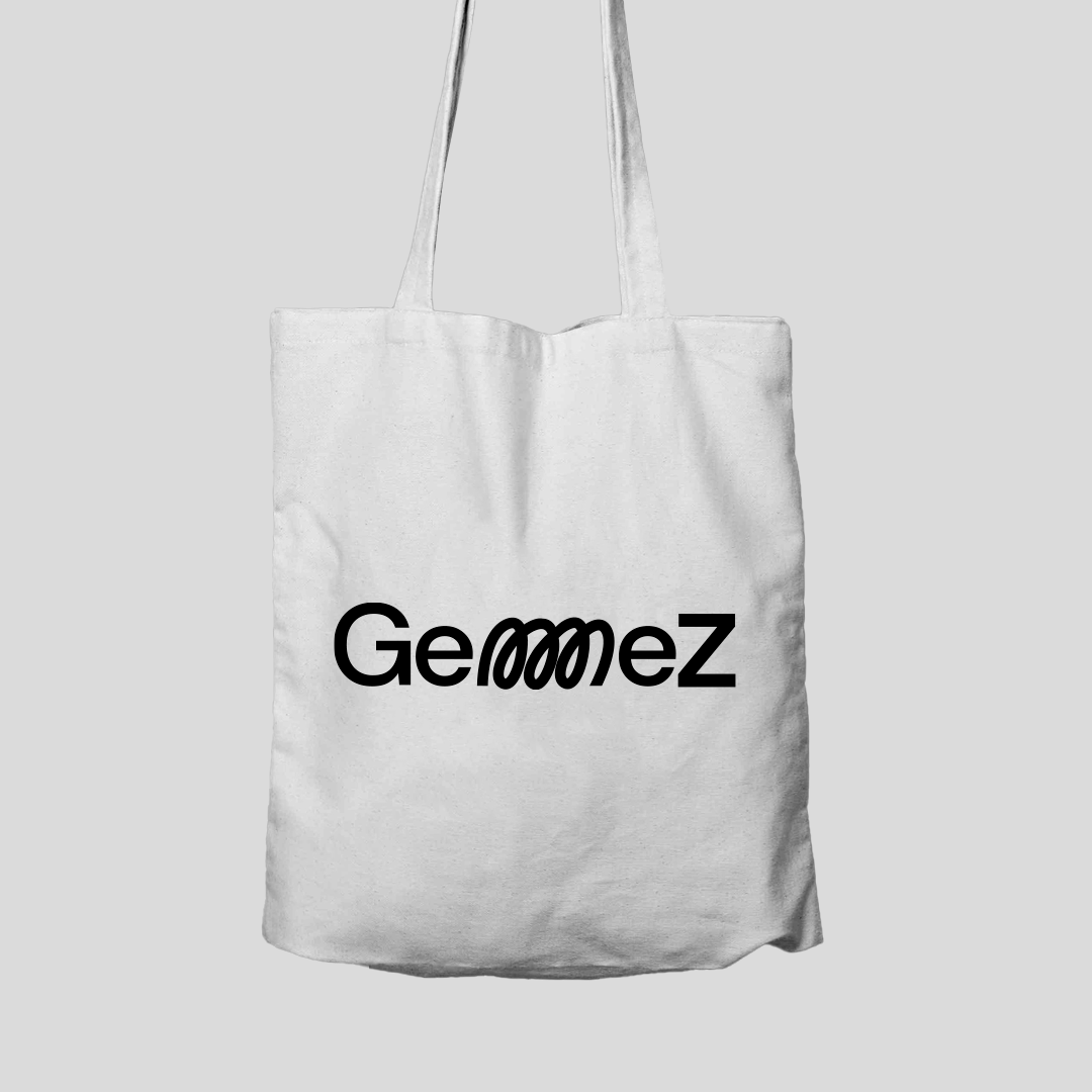Gemmez Tote bag Front side with the branded name logo